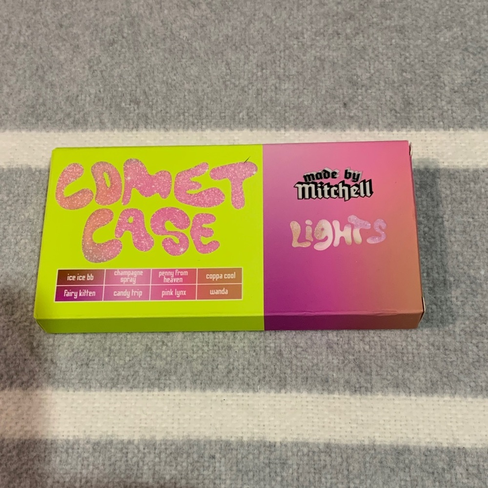 Made by Mitchell Comet Case Lights Palette